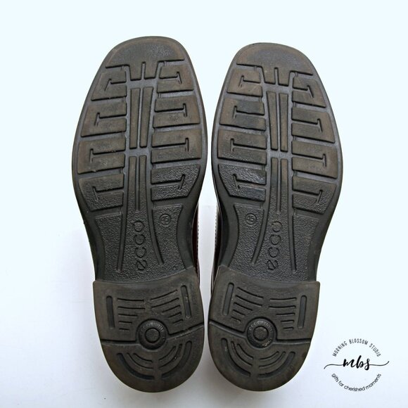 Ecco Helsinki Brown Leather‎ Loafer Slip Ons